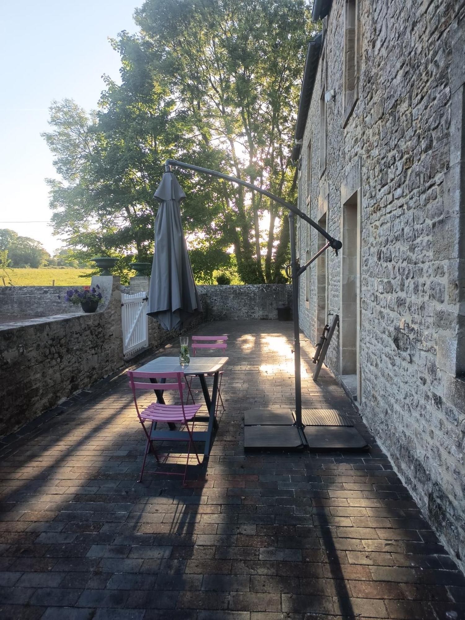 Maison De Charme Tour-en-Bessin Kültér fotó